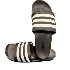 NWT Adidas Size 13 Men’s Striped Black and White Adilette Comfort Sandals/Slides